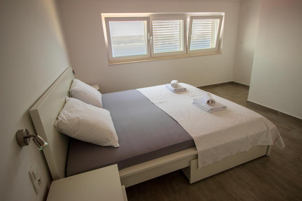 Apartments Zina Локва-Рогозница Экстерьер фото