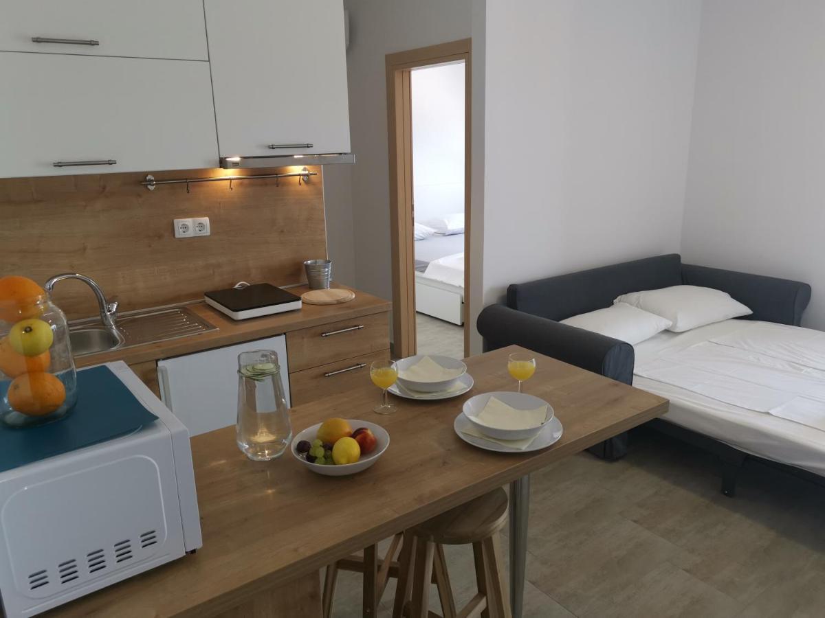 Apartments Zina Локва-Рогозница Экстерьер фото
